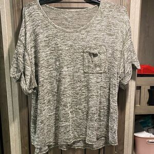 Women’s Short Sleeve Marled Gray Pocket Blouse *No Size/Brand Tag*